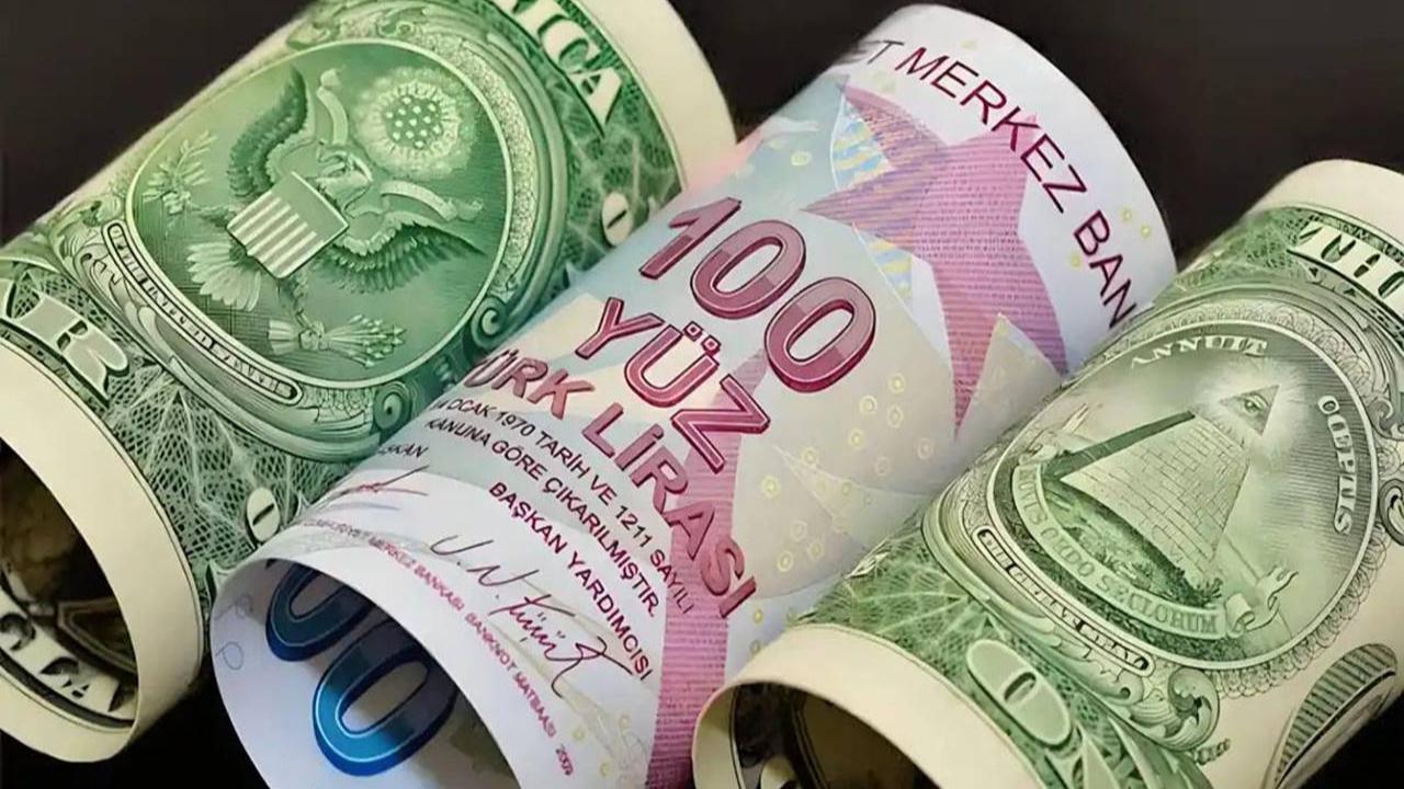 Döviz Piyasasında Dalgalı Seyir Sürüyor! Dolar Kaç TL Oldu?