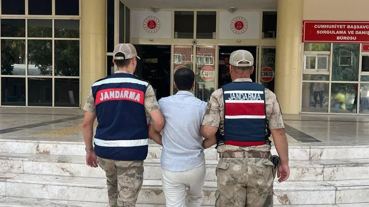 Hırsızlıktan Aranan Hükümlü Karaköprü'de Yakalandı