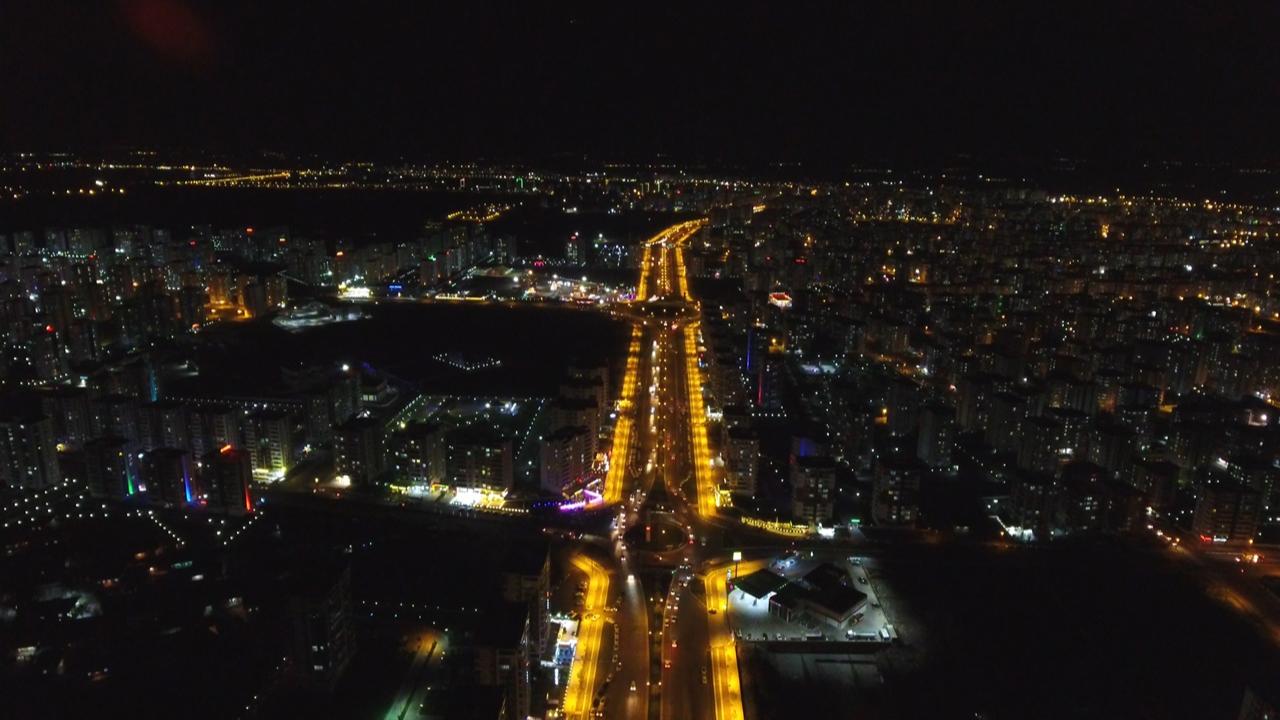 Hizmet bölgesi 6 ilde 1300 kilometrelik LED şebeke