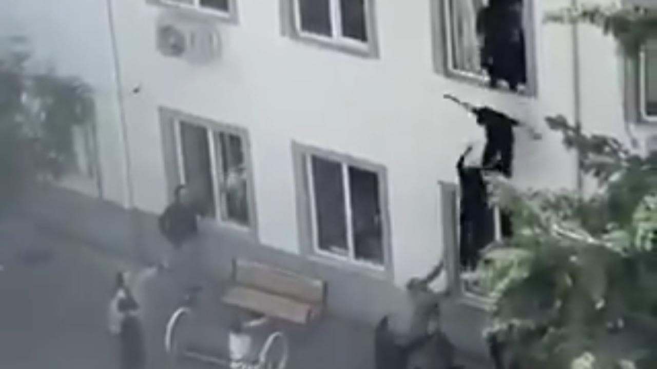 Okula Düzenlenen Silahlı Saldırıda Ölü Sayısı 9’a Yükseldi