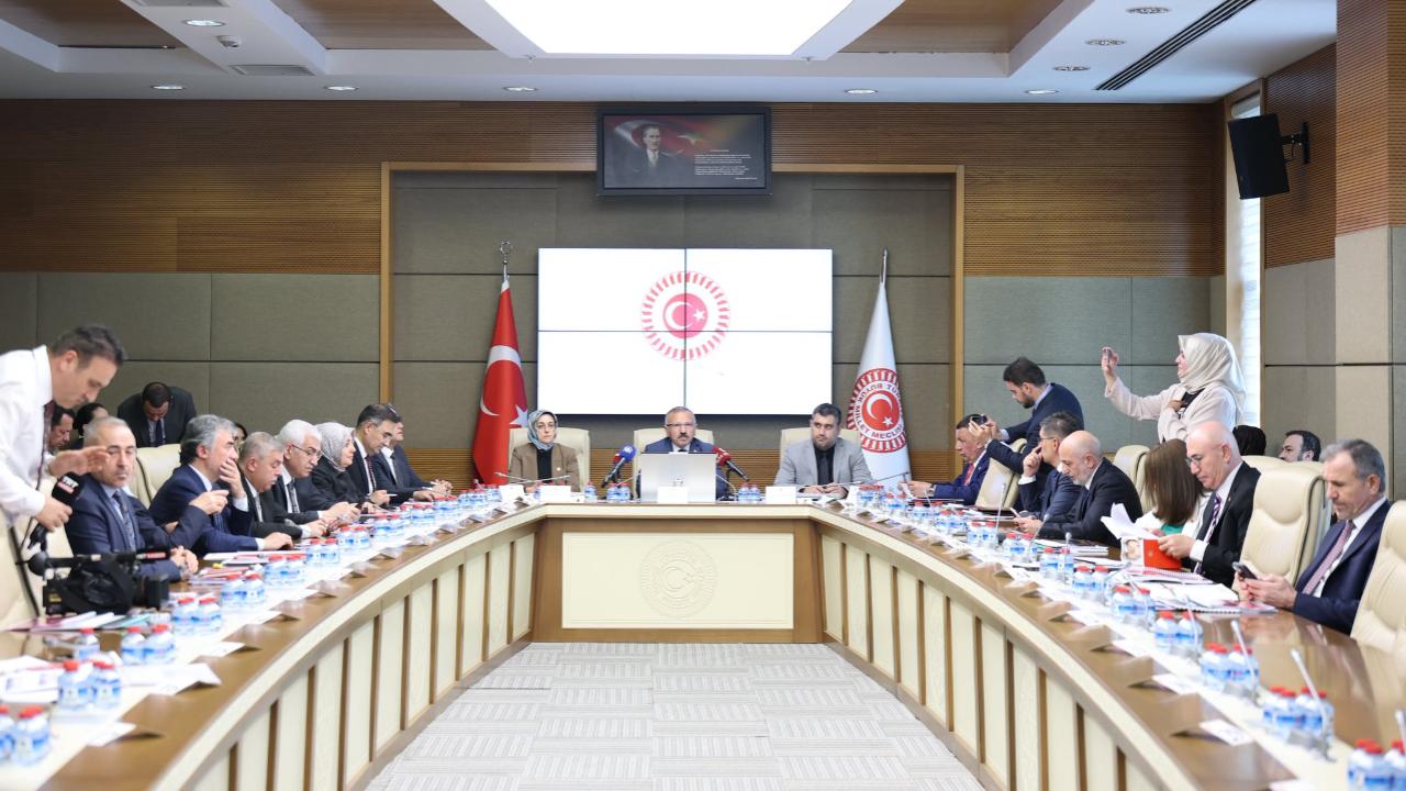Şanlıurfa ve Kahramanmaraş’taki Okul Olayları TBMM’de Masaya Yatırıldı