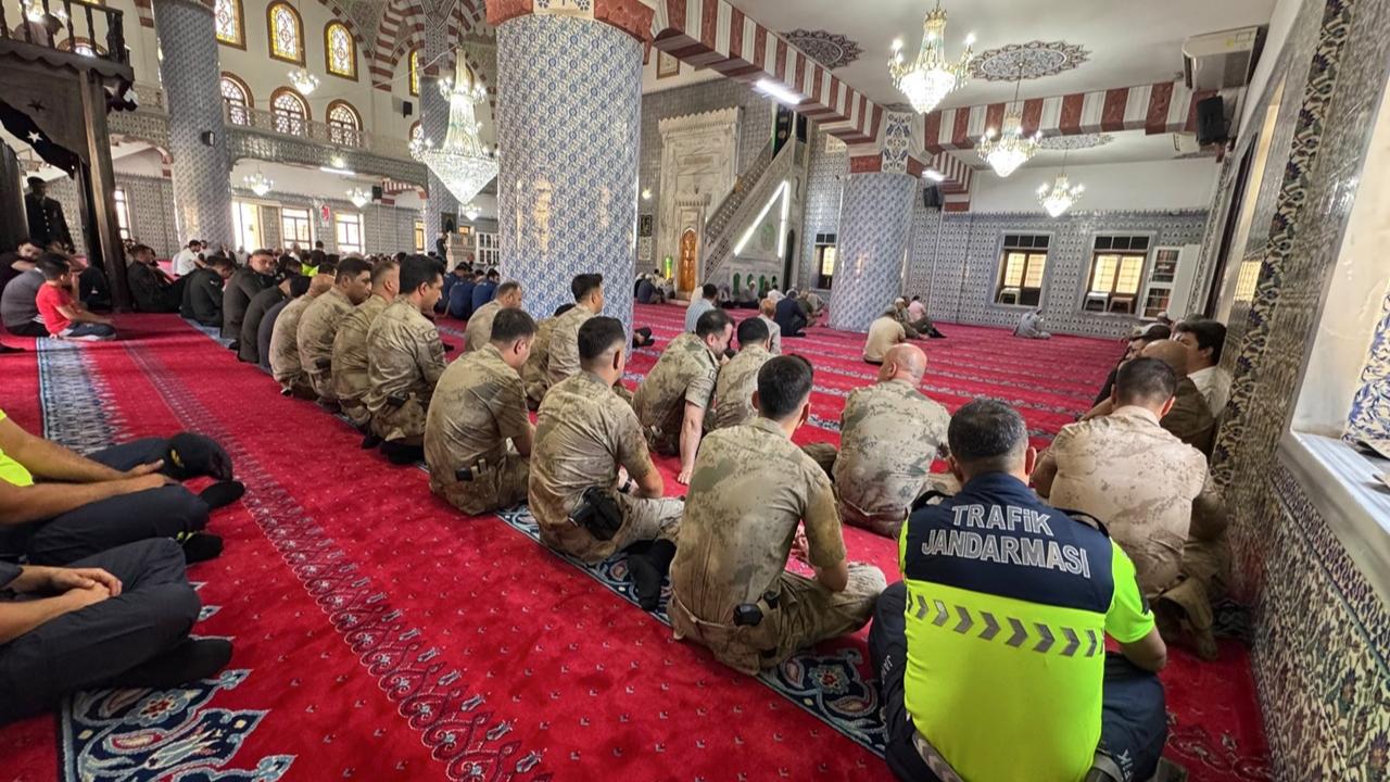 Şanlıurfa'da 15 Temmuz Şehitleri ve Gazileri Unutulmadı