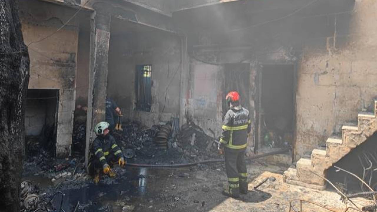 Şanlıurfa’da Motosiklet Deposunda Yangın Paniği