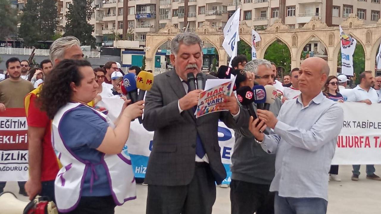 Urfa’da 1 Mayıs’ta Yüzlerce Kişi Topçu Meydanı’nda Buluştu