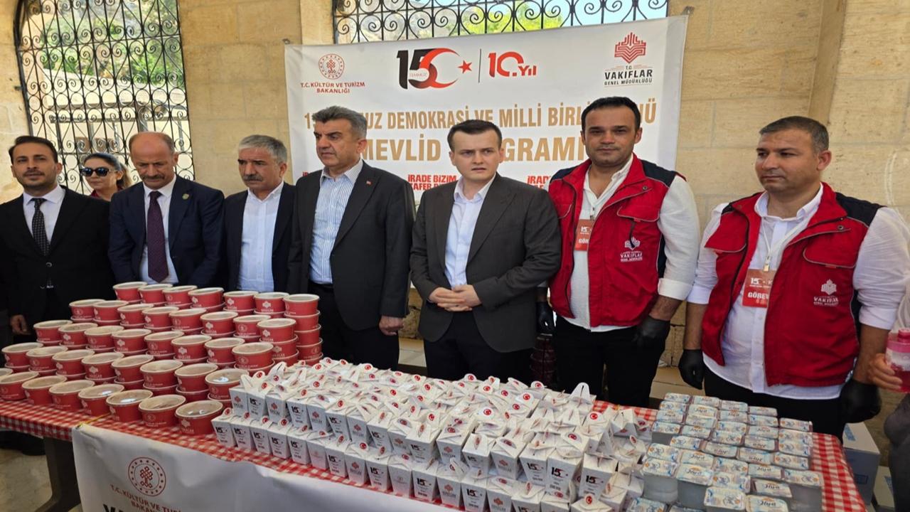 Urfa'da 15 Temmuz Şehitleri İçin Mevlid ve Hatim Duası Düzenlendi