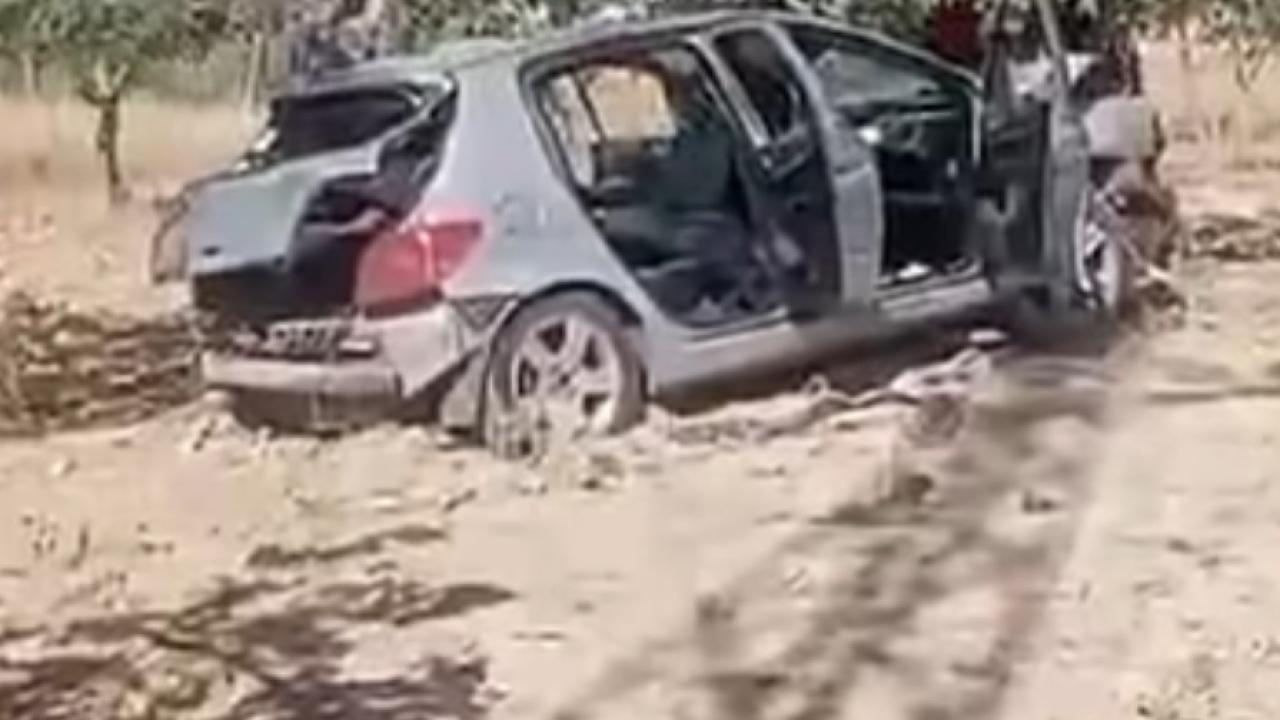 Urfa’da Otomobil Fıstık Tarlasına Girdi: Kadın Sürücü Yaralandı