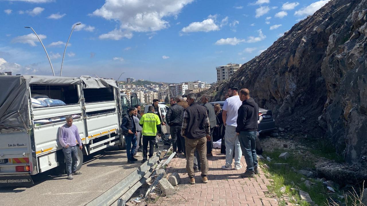 Urfa’da Trafik Kazası! Muhtarlardan Müdahale